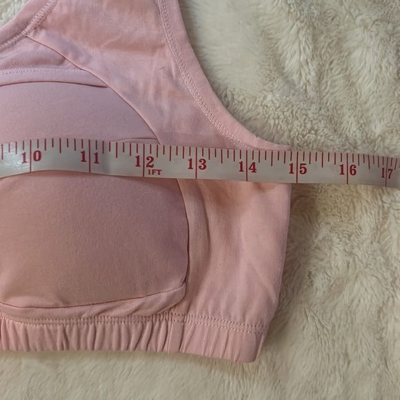 8 Unbranded internet “4XL” bras - runs very, very small - Picture 12 of 16